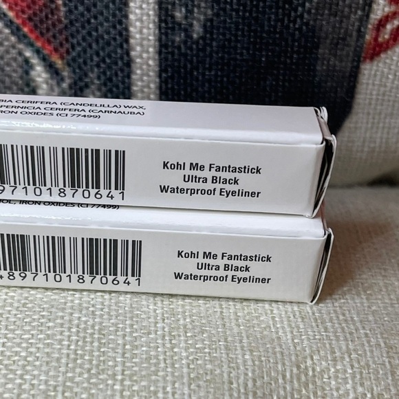 (2) Kohl Me Fantastic Eyeliner Pencil | Waterproof Black Eyeliner | NATASHA MOOR - Picture 4 of 6